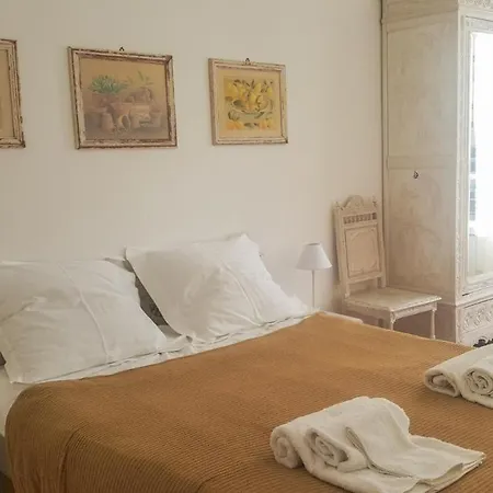 Center Nice,1 , 2 Balcons Apartment Nice