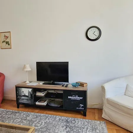 Center Nice,1 , 2 Balcons דירה *