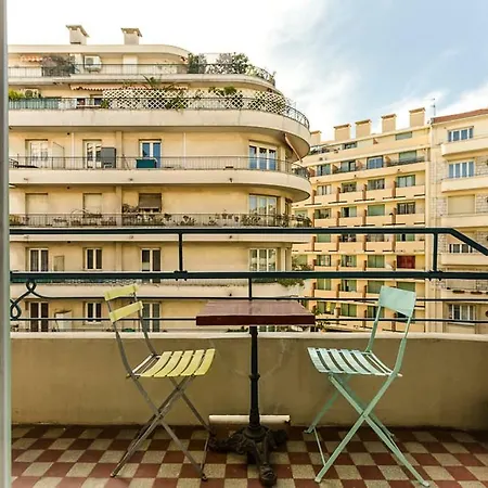 דירה Center Nice,1 , 2 Balcons *